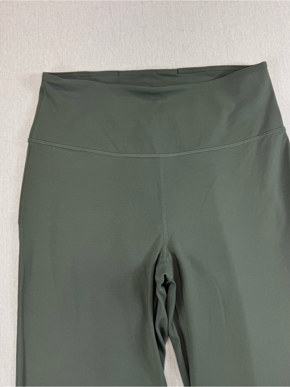Lululemon Groove Super-High-Rise Flared Pant Nulu Dark Forest Sz 10 Long - Picture 3 of 11